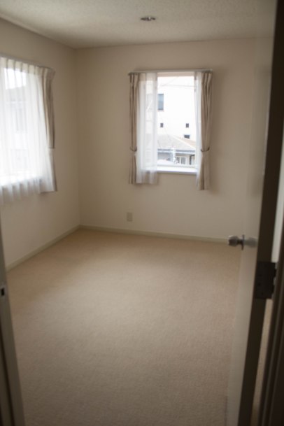 Fourth upstairs bedroom